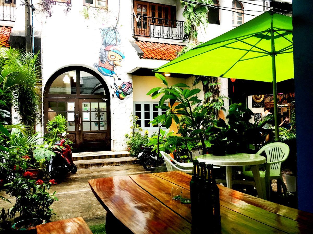 17You Inn Hostel Bangkok Extérieur photo